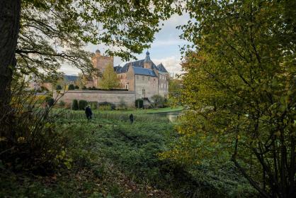 kasteel huis bergh in de herfst